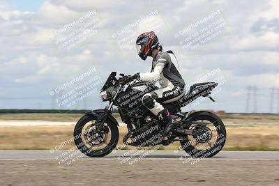 media/Apr-26-2024-TrackDaz (Fri) [[c4b677d280]]/C Group/140pm (Wheelie Bump)/